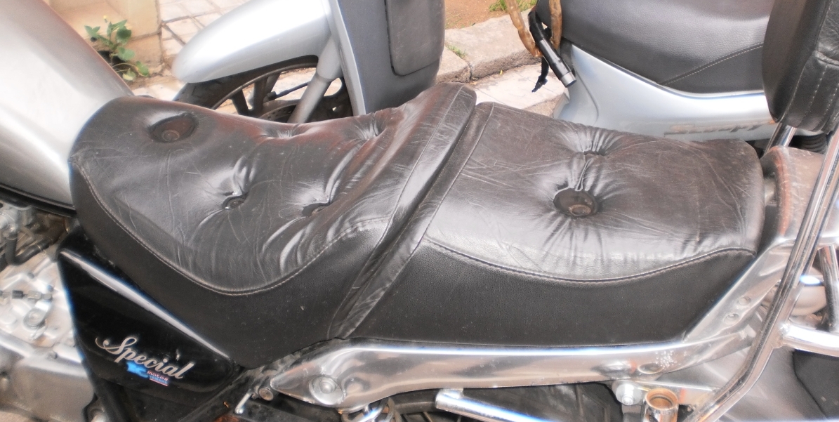 Tapizar Asiento Moto en Barcelona: ¿Casco de moto grande Tapizar Asiento Moto en Barcelona: ¿Casco de moto grande